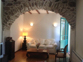 Charmant appartement avec jardin et terrasse